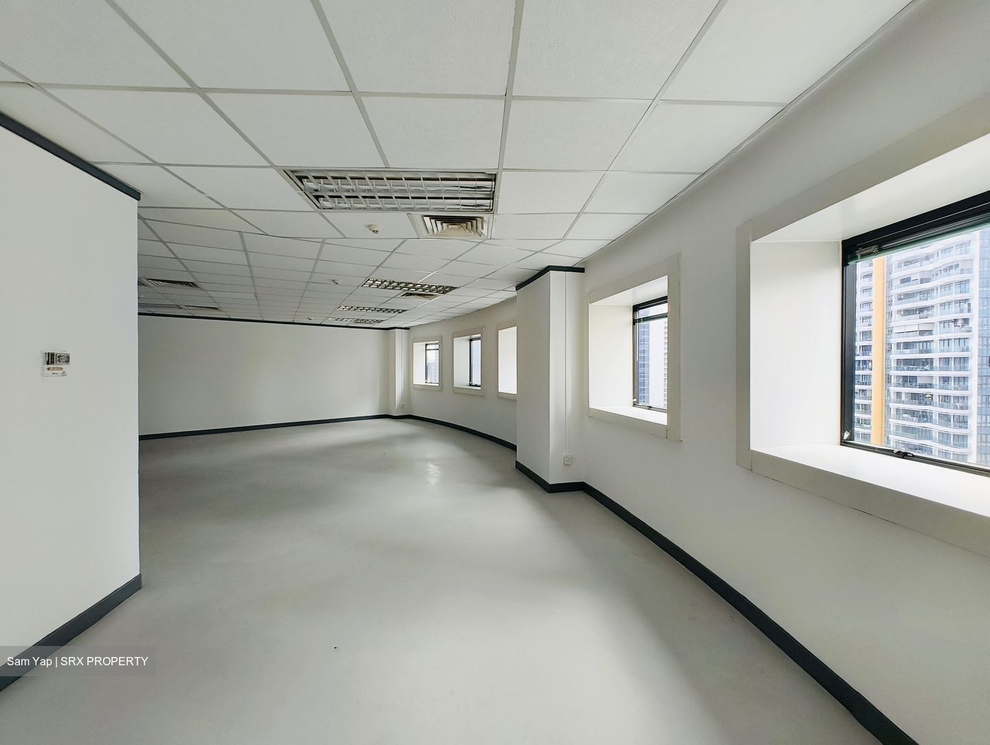 Goldhill Plaza (D11), Office #447905611
